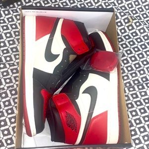 JORDAN 1 RETRO HIGH BRED TOE